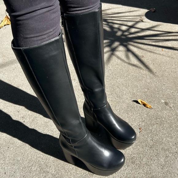 GOTTA LEVEL UP KNEE HIGH BOOTS - Picture 5 of 12